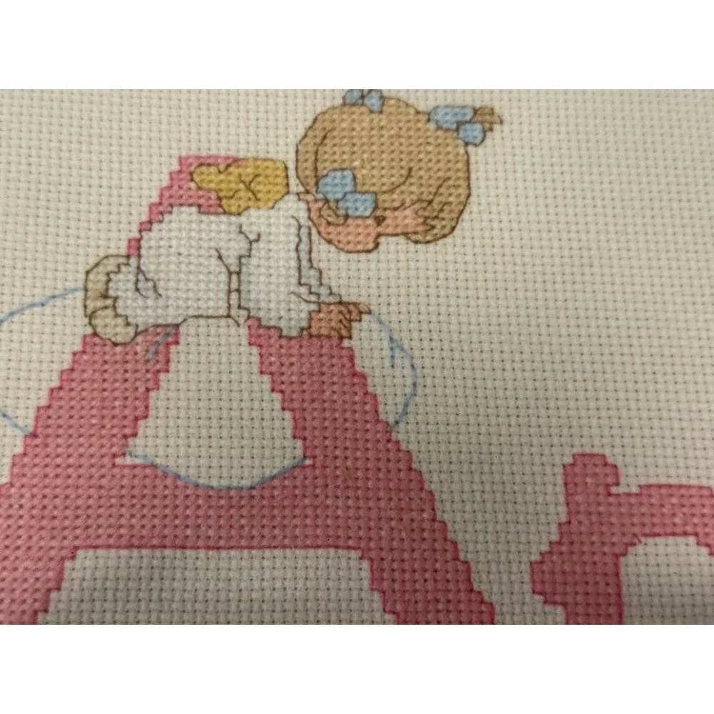 Needlepoint Angel Wall Art Framed Plaque Hanging Handmade Cross-stitch‎ Pink